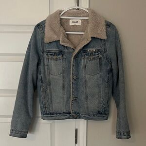 ROLLA'S Light Wash Denim Jacket with sherpa lining